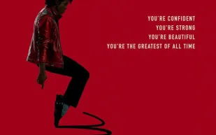 الإعلان الدعائي لفيلم Michael يكشف رحلة مايكل جاكسون إلى العالمية (فيديو)