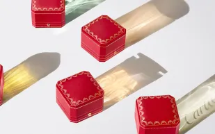 في العيد.. هدايا "له ولها" تعزز روابط الود