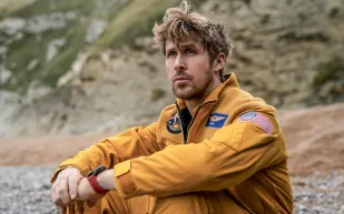 ساعة Connected Calibre E5 من TAG Heuer ترافق رايان غوسلينغ في فيلمه Project Hail Mary