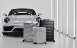 حقائب بورشه الجديدة تُغلق بصوت باب 911.. تجربة سفر غير عادية (فيديو)