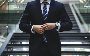 كيف يتعامل القادة وقت الأزمات؟ دروس في الثبات النفسي