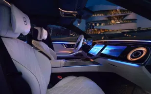 مرسيدس تبتكر نظامًا لمكافحة دوار السيارات الكهربائية.. كيف يعمل؟