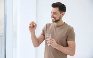 دراسة: الإفراط في تناول مضادات الأكسدة يهدد خصوبة الرجال