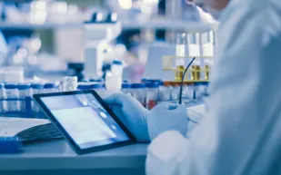 دراسة تكشف مفاجآت عن الفوارق بين الجنسين في علاج السرطان