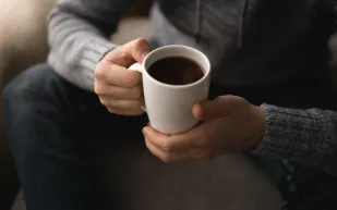 ماذا يحدث لضغط الدم عند التوقف عن تناول الكافيين؟