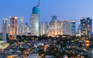 رمضان من منظور آخر: خمس وجهات آسيوية تكشف جمالًا خفيًا للشهر الكريم