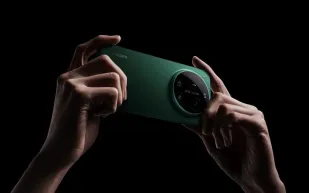 بعد إطلاقه.. تعرف على مواصفات وقدرات هاتف "Xiaomi 17 Ultra" الاستثنائية