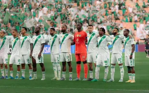 مفاجأة في نهائي آسيا.. من يقود مواجهة الأهلي السعودي وماتشيدا الياباني؟