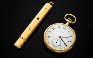 مصنوعة من الذهب.. عرض ساعة أغنى ركاب سفينة "تيتانيك" للبيع في مزاد