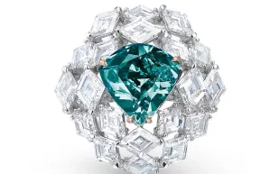 "The Ocean Dream".. أكبر قطعة من الألماس الأزرق المخضر تتصدر مزاد كريستيز