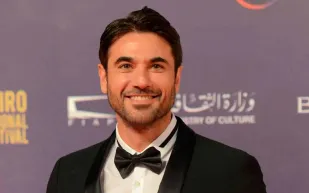 بعد 4 سنوات من الغياب.. أحمد عز يعود إلى الشاشة الصغيرة بمسلسل جديد