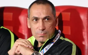 الاتحاد السعودي يختار دونيس لقيادة الأخضر حتى 2027