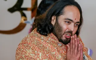 أنانت أمباني يحقق رقماً قياسياً في الفخامة: ساعة بـ4.2 مليون دولار في لقاء مع ريهانا