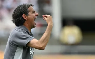 طبيب سعودي يهاجم إنزاجي مدرب الهلال لهذا السبب!