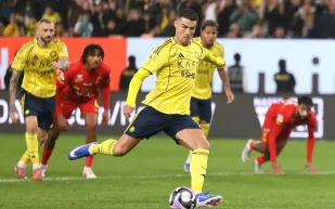 حسابات اللقب.. ماذا يحتاج النصر لحسم دوري روشن ومنع ريمونتادا الهلال والأهلي؟