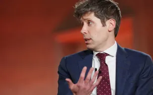 سام ألتمان يطمئن هوليوود: الذكاء الاصطناعي لن يحل محل المبدعين البشريين (فيديو)