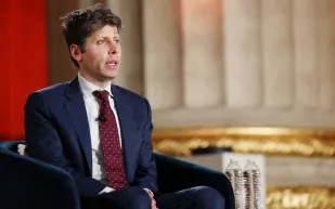 هجوم بزجاجة حارقة على منزل الرئيس التنفيذي لشركة أوبن إيه آي!