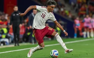 "أنا مسلم والحمد لله": رد حازم من لامين يامال على الهتافات العنصرية ضد منتخب مصر