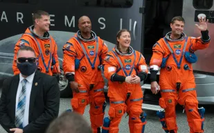 خبراء يحذرون من مخاطر  مهمة "أرتميس 2" على صحة الرواد (فيديو)