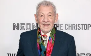 مفاجأة إيان ماكيلين: ماذا قال عن جوني ديب في كواليس فيلمهما الجديد؟