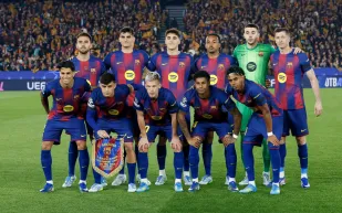 كلاسيكو بنكهة موسيقية: برشلونة يواصل دمج الرياضة والفن في قمة الليغا