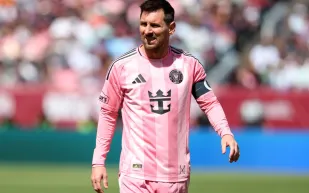 عفوية أم مقصودة؟ سر تشابه احتفال ميسي مع غريمه التقليدي كريستيانو رونالدو