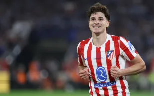 ألفاريز يطلب الرحيل عن أتلتيكو مدريد وبرشلونة يترقب.. هل نرى صفقة ضخمة؟