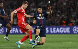 تفاصيل إصابة أشرف حكيمي أمام بايرن ميونخ (فيديو)