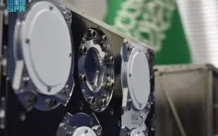 المملكة تطلق القمر الصناعي "شمس" ضمن مهمة "آرتميس 2"