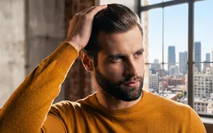 العلاج بالتبريد: كيف يعزز نمو الشعر ويحميه من التساقط؟
