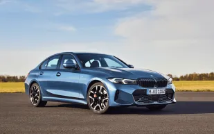 عودة المحركات التقليدية.. ماذا تخفي BMW 3 Series؟ (فيديو)