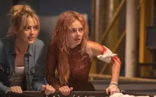 كم حصد فيلم Ready or Not 2 في شباك التذاكر السعودي؟ (فيديو)