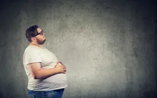 بسبب الهرمونات.. هكذا تختلف تداعيات السمنة لدى الرجال والنساء