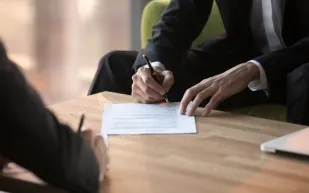 خطوات إصدار تصريح دخول مكة عبر "أبشر" و"تصريح"