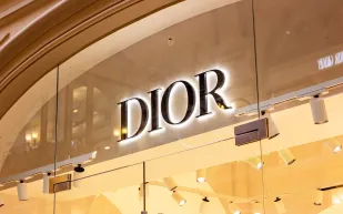 "كيرينغ" تستقطب خبرات "شانيل" و"ديور" لتعزيز مجلس إدارتها