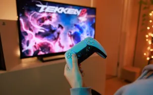 PlayStation Plus يفاجئ اللاعبين في إبريل بمكتبة ألعاب ضخمة ومتنوعة 