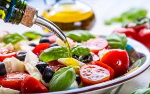 دراسة: هذا النوع من الزيوت يعزز قوة دماغك 