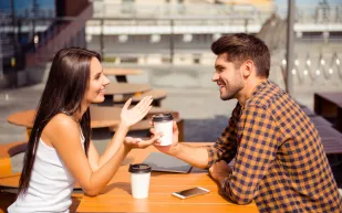 عادات غير متوقعة تكشف أسرار الأزواج الأكثر استقراراً!