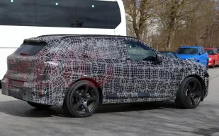 تسريب يكشف قدرات خاصة لسيارة BMW iX5 الكهربائية.. ما جديدها؟