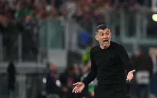 انتقادات حادة من محمد الدعيع لإدارة ومدرب الاتحاد.. ما السبب؟ 