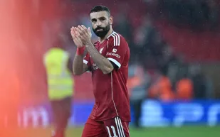 صلاح يكشف عن اللاعب الوحيد الذي أبكاه رحيله عن ليفربول (فيديو)