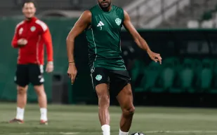  تشكيل الأهلي المتوقع ضد الفتح اليوم في دوري روشن