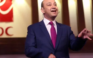 كواليس تصالح محمد رمضان وعمرو أديب بعد خلافهما الشهير
