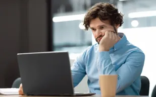 كيف تكتشف إرهاق موظفيك قبل فوات الأوان؟