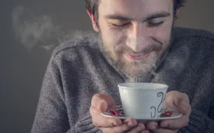كيف تؤثر القهوة على الكلى؟ تقارير طبية تكشف علاقة إيجابية