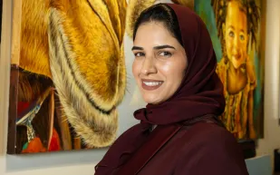من اللوحة إلى السوق ميساء الرويشد تبني اقتصادًا للفن "الموهبة تنتج لوحة… والمنظومة تبني استدامة" 