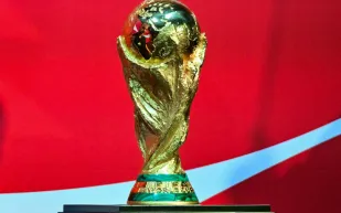 كيف تغير شكل كأس العالم عبر التاريخ؟