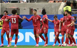 البرتغال تكتسح أوزبكستان.. ورونالدو يضيف إنجازًا جديدًا إلى سجلات كأس العالم (فيديو)