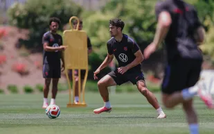 مباريات اليوم الخميس في كأس العالم.. مواجهات ترسم ملامح الدور المقبل