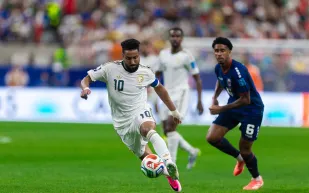 عبدالإله العمري يعتذر للجماهير بعد وداع كأس العالم 2026